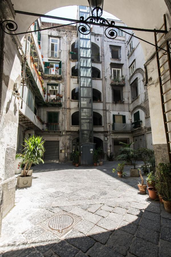 Hotel Duetto Al Duomo Neapel Exterior foto