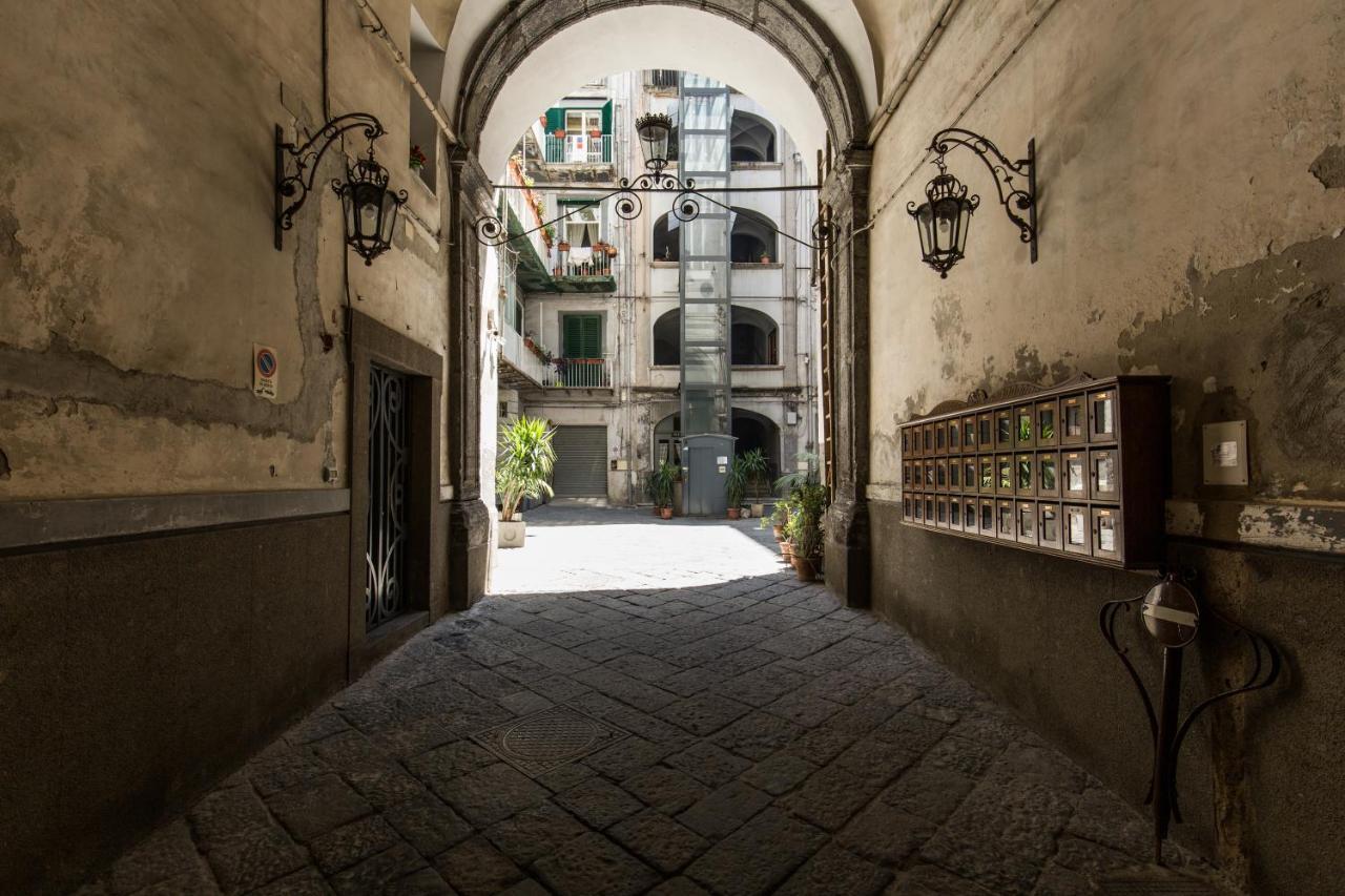 Hotel Duetto Al Duomo Neapel Exterior foto